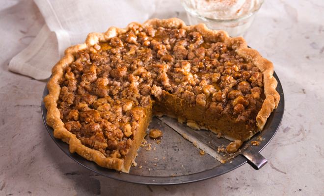 Walnut Streusel Pumpkin Pie