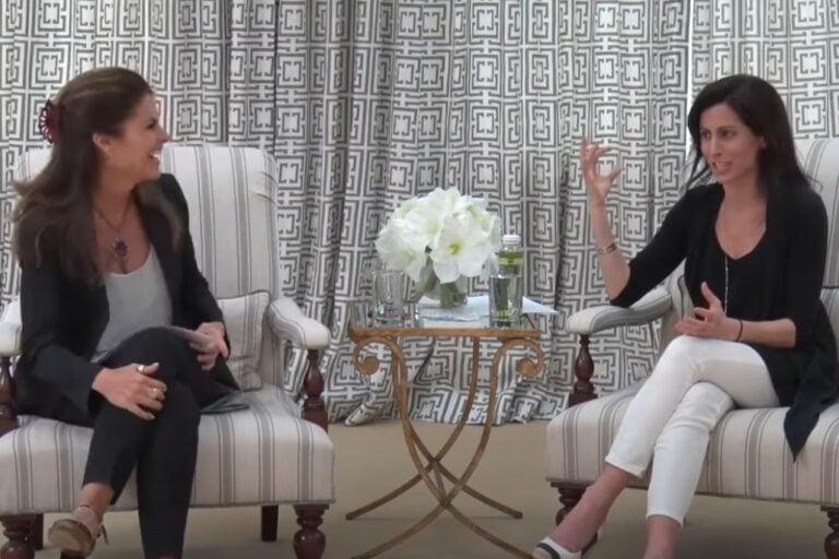 Lisa Genova and Maria Shriver discussing Alzheimer's