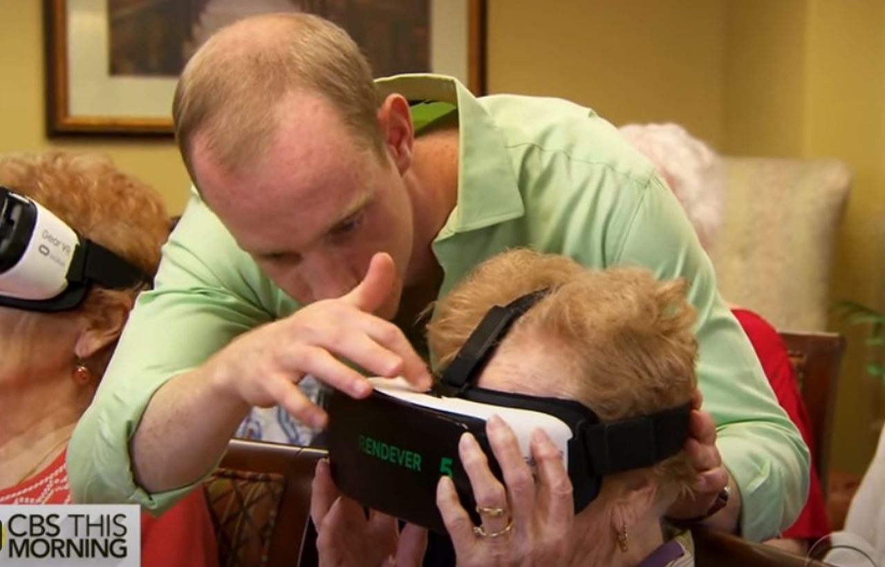 VR