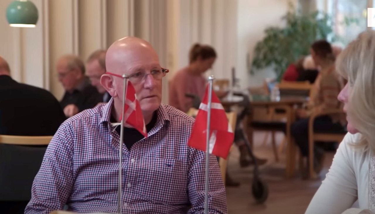 Australian Confronts Diagnosis
