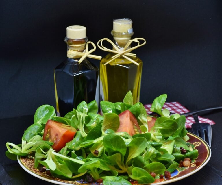 lamb's lettuce, olive oil