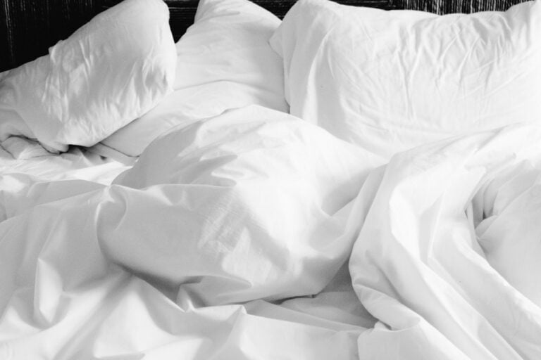 pillows, sheets, full hd wallpaper