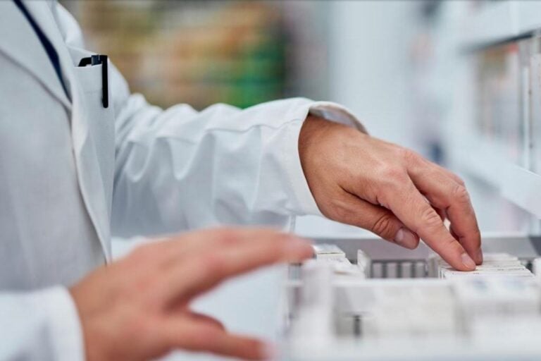 Pharmacist getting Seroquel