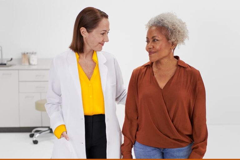 Doctor discussing Kinsula with patient