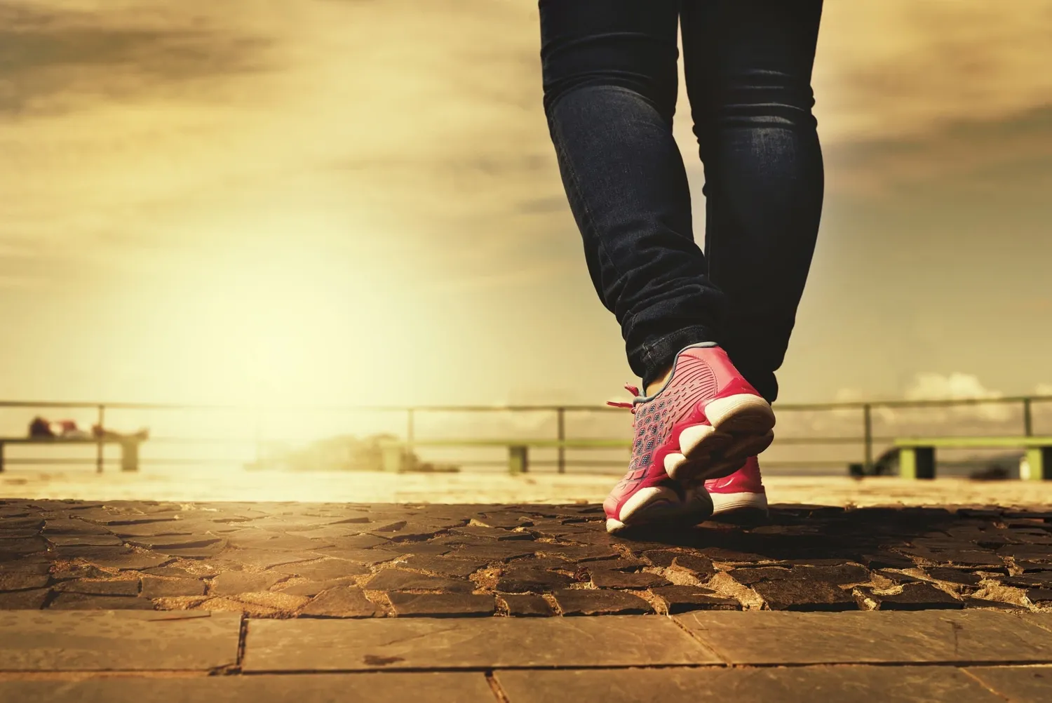 Legs of a person exercising (Courtesy Pixabay)